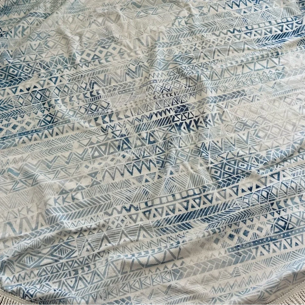 DSW‎ blue & white round beach pool towel